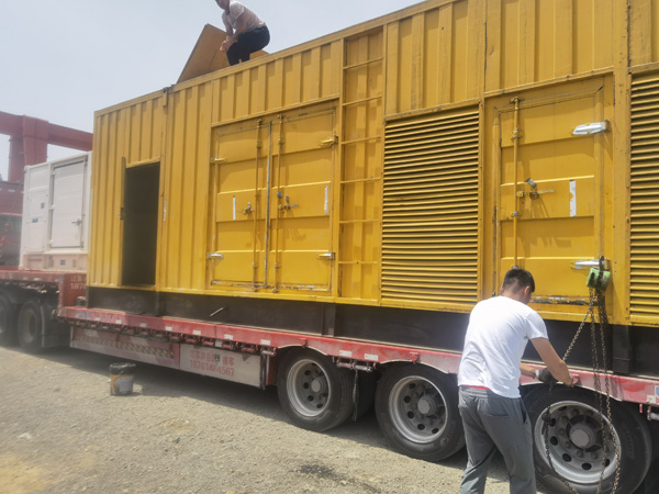大竹发电机出租100KW发电机需要什么规格的电缆线?
